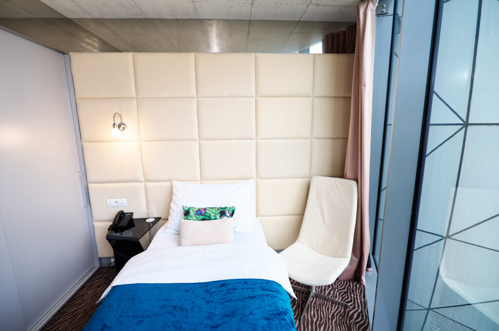 SONO_single_room_D1002256